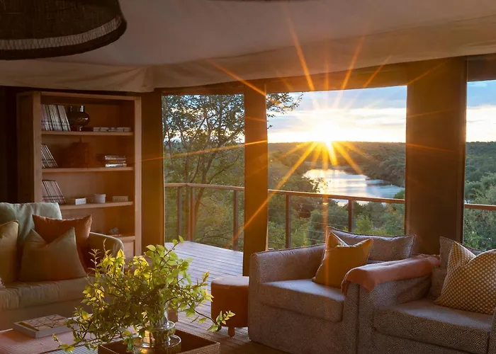 Simbavati Hilltop Lodge